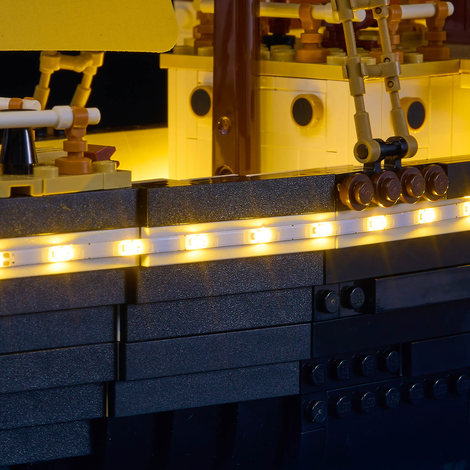 Light Kit For LEGO® Endurance 10335