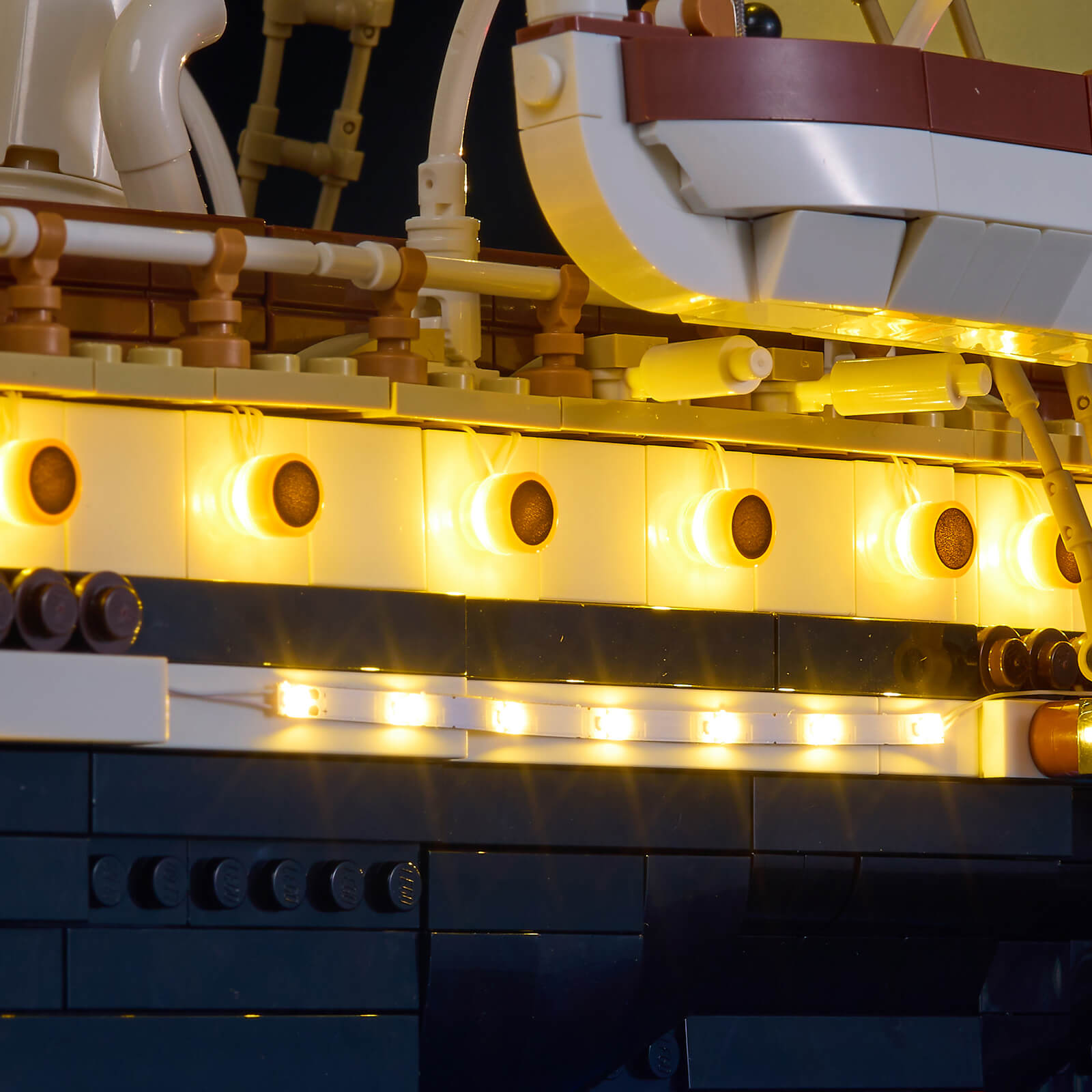 Light Kit For LEGO® Endurance 10335