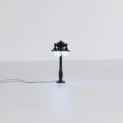 4-Head LED Lamp Post (1-in-1 USB Powered)
