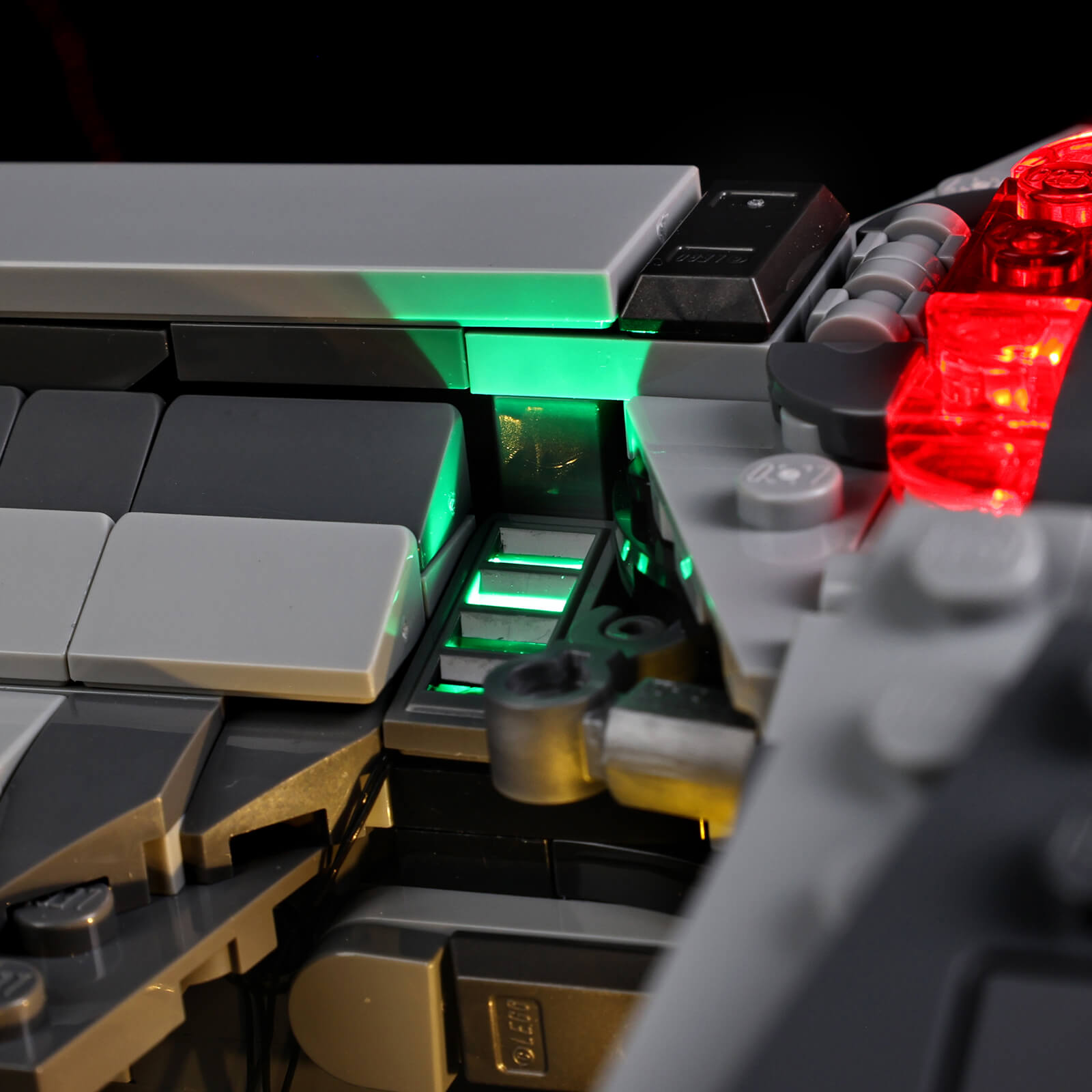 Light Kit For LEGO® Darth Maul's Sith Infiltrator™ 75383