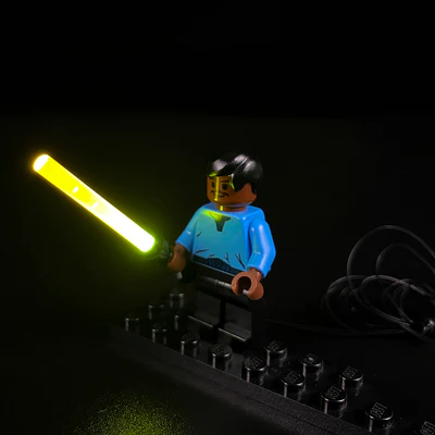 LED Small Lightsaber Bit Light for Star Wars Minifigures (1-in-1 USB Powered)